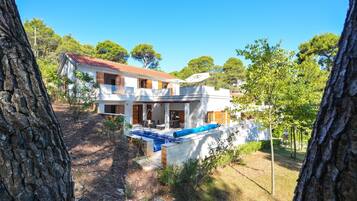 House, Smoking | 4 bedrooms