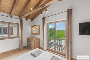 Villa - Santi in Svetvin Enat (Svetvincenat)