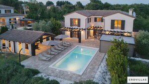 Villa | 5 bedrooms - Santi in Svetvin Enat (Svetvincenat)