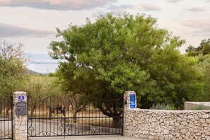 Biệt thự | 6 phòng ngủ 