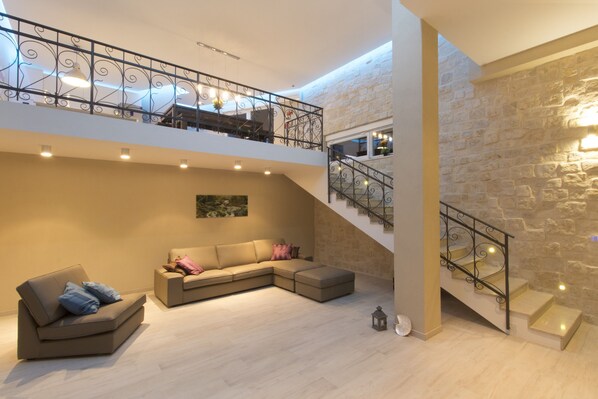 Villa | 3 bedrooms - Lotus in Posedarje With 3 Bedrooms and 1 Bathrooms (Posedarje)