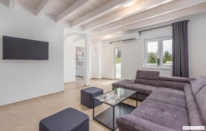 6 bedrooms - Oliva in Premantura With 6 Bedrooms and 6 Bathrooms (Medulin)