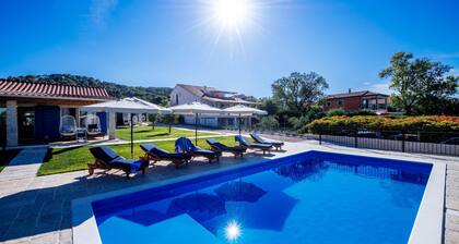 Cavatul in Kraj With 2 Bedrooms and 2 Bathrooms
