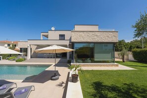 Villa | 4 habitaciones 