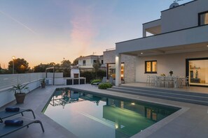 Villa | 4 bedrooms - Anni in Porec With 4 Bedrooms and 1 Bathrooms (Porec)