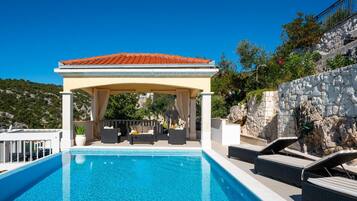 Biệt thự | 3 phòng ngủ