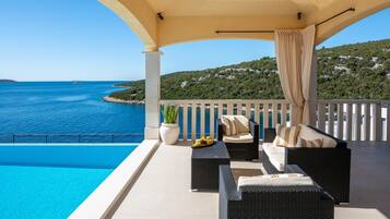 Biệt thự | 3 phòng ngủ