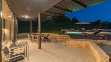 Biệt thự | 4 phòng ngủ