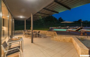 Biệt thự | 4 phòng ngủ 