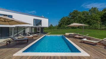 4 عدّة غرف نوم