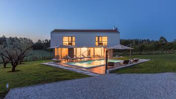 House, Smoking | 4 bedrooms