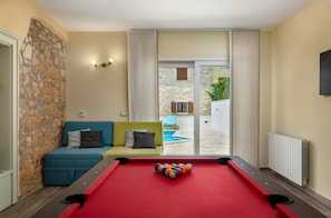 House | 4 bedrooms - Loki in Vi Inada With 4 Bedrooms and 4 Bathrooms (Vizinada)