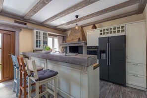 Villa | 4 bedrooms - Loki in Vi Inada With 4 Bedrooms and 4 Bathrooms (Vizinada)