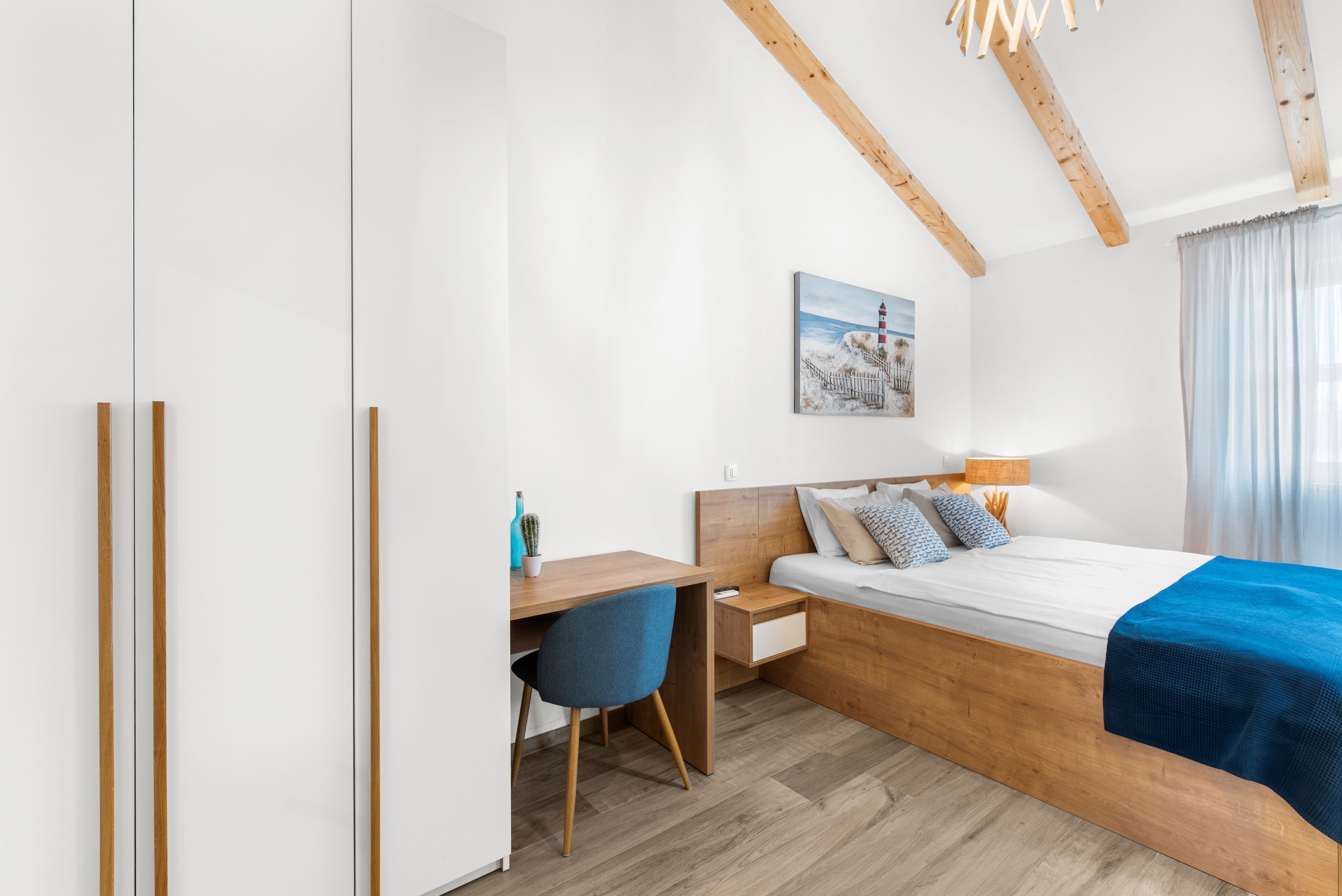 4 عدّة غرف نوم