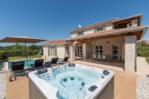 Villa | 4 bedrooms - Terra Magica in Vi Njan (Visnjan)