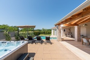 Villa | 4 Schlafzimmer