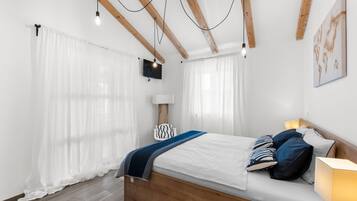 House, Smoking | 4 bedrooms