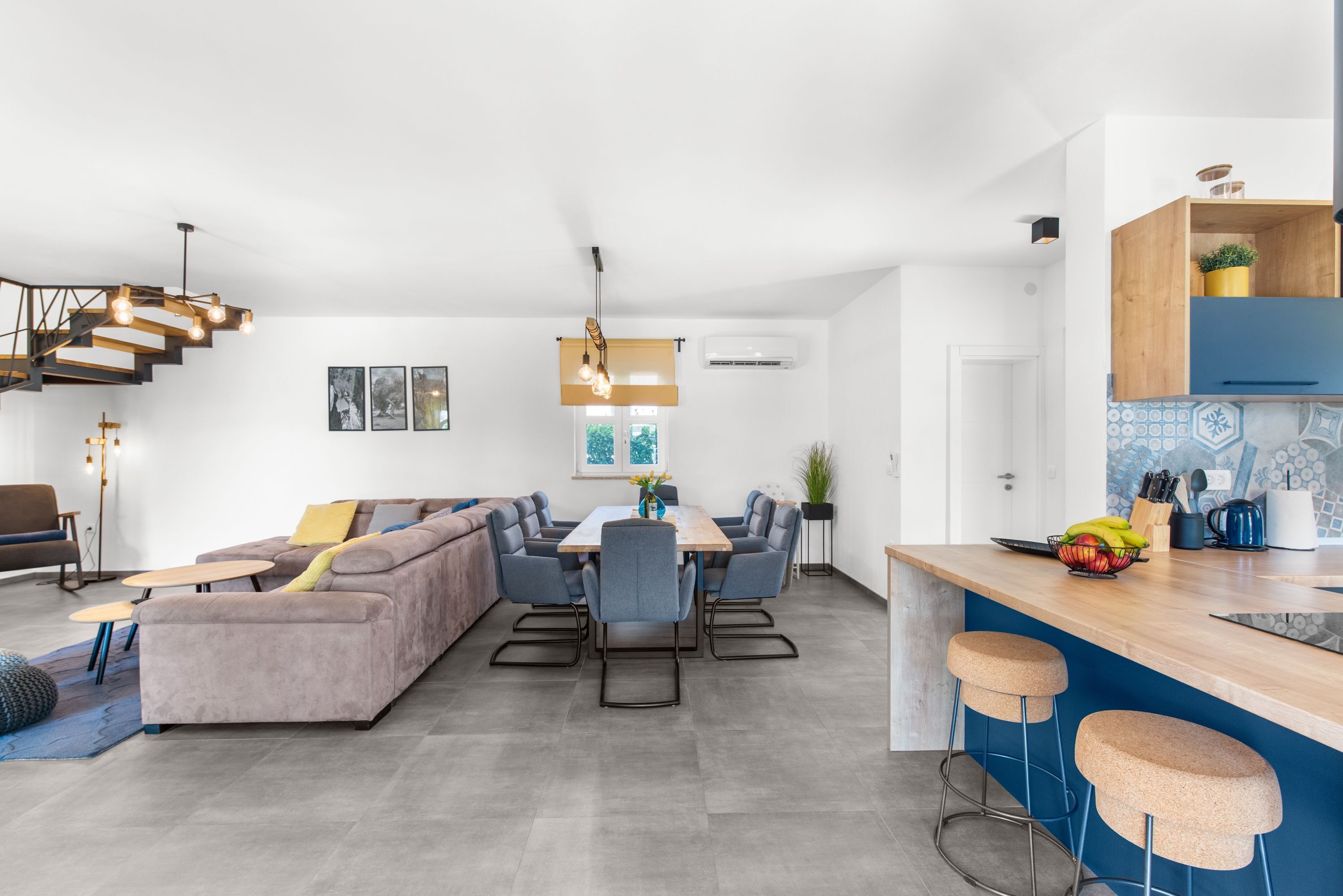 4 عدّة غرف نوم