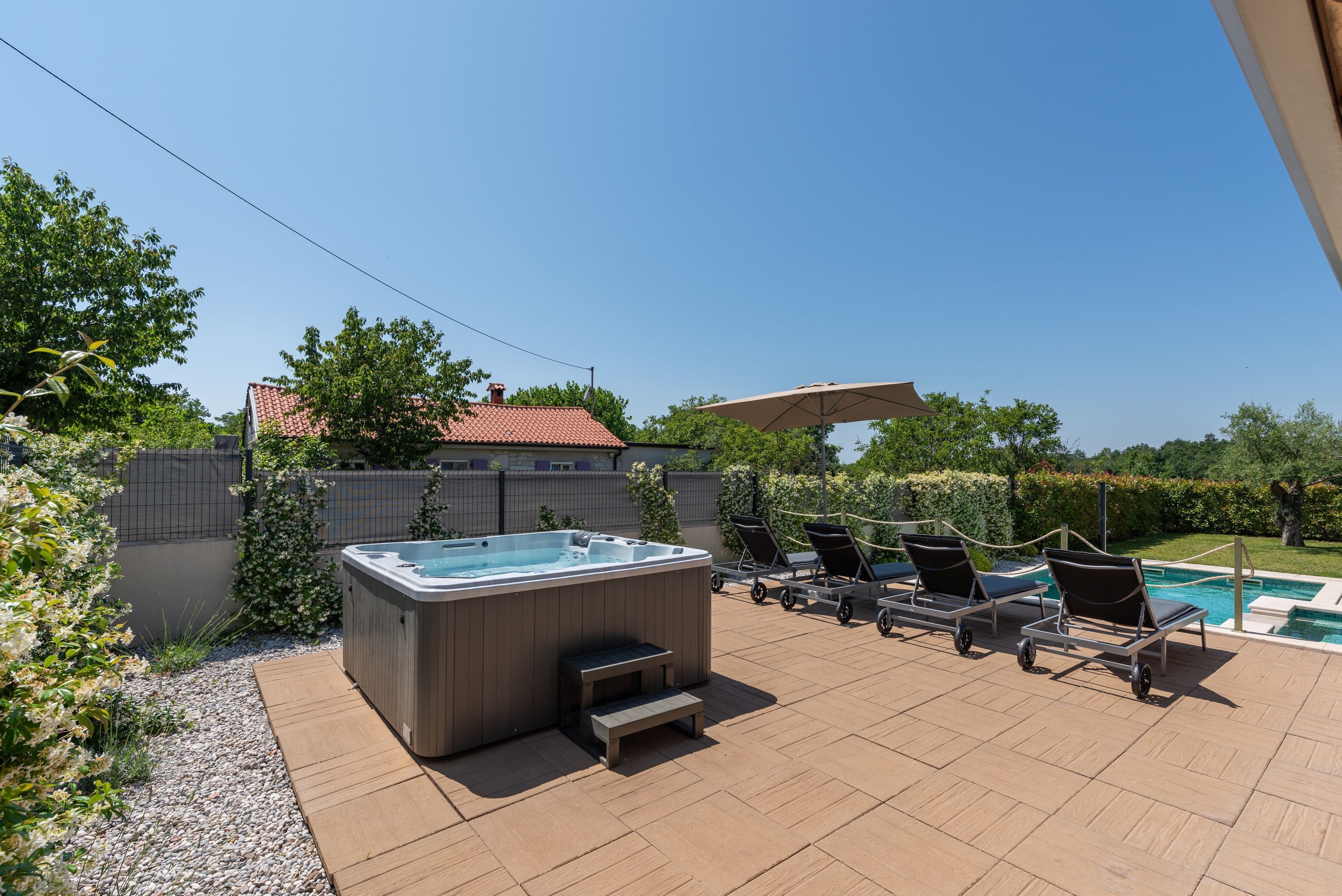 House, Smoking | 4 bedrooms