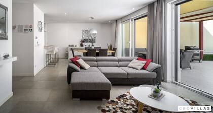 Acadia D in Slatine With 6 Bedrooms and 3 Bathrooms