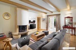 Casa, para fumadores | 4 habitaciones 