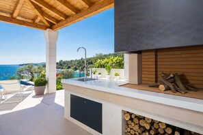 House, Smoking | 4 bedrooms - Argemonia in Okrug Gornji (Okrug)
