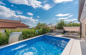 Villa | 3 bedrooms - Delijamo in Porec With 3 Bedrooms and 1 Bathrooms (Porec)