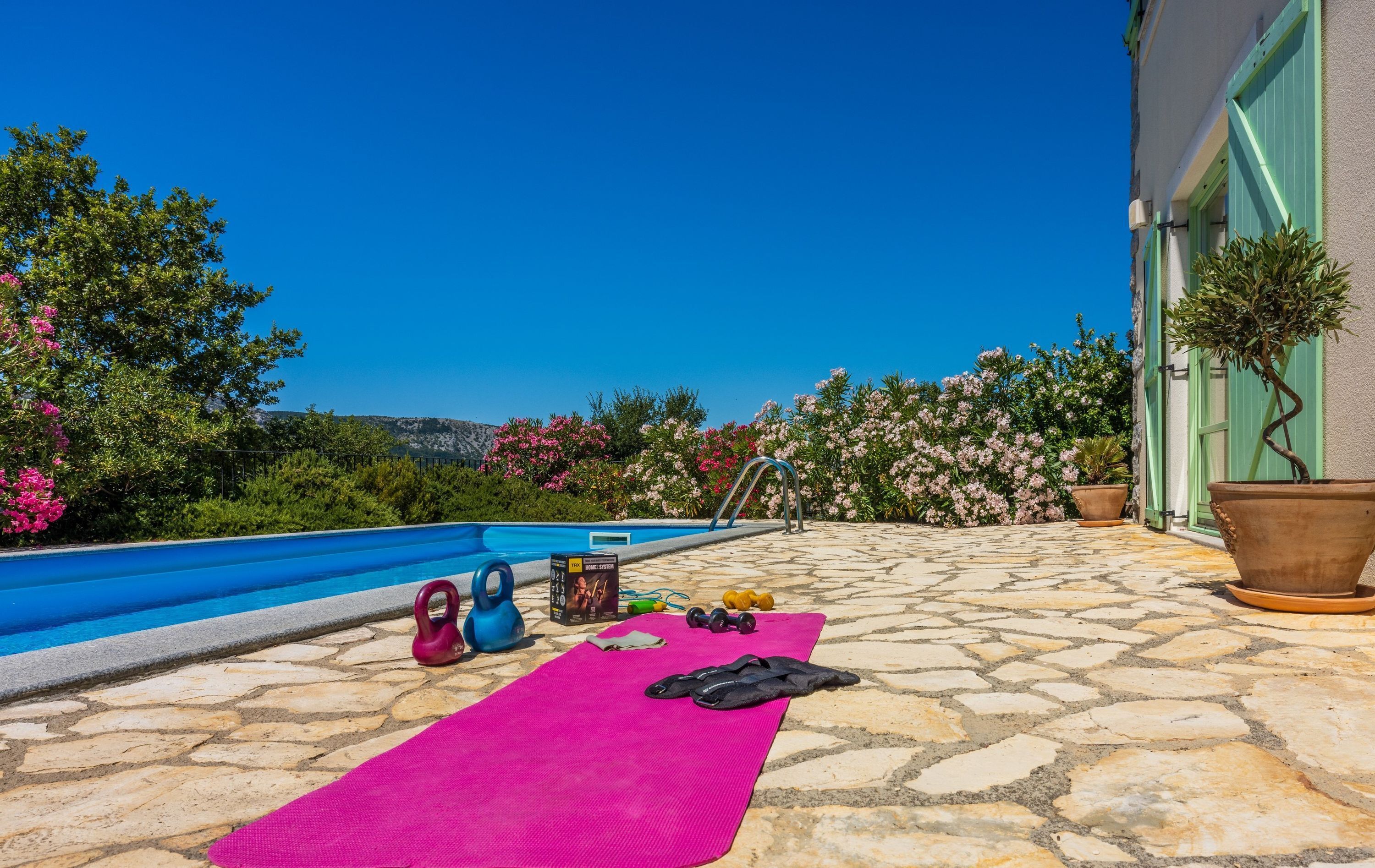 3 عدّة غرف نوم