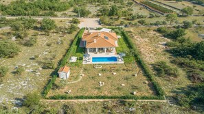 Villa | 4 bedrooms - Marija Sibenik in Klju (Drnis)