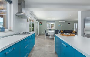 Room - Perhat in Visnjan With 6 Bedrooms and 4 Bathrooms (Visnjan)