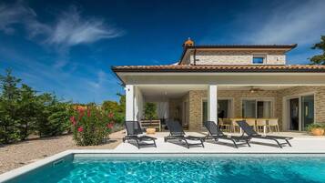 House | 5 bedrooms
