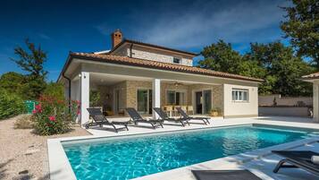 House | 5 bedrooms