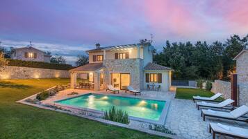 3 عدّة غرف نوم