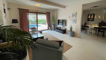 House, Smoking | 3 bedrooms