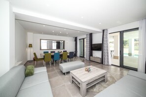 Villa | 7 Schlafzimmer