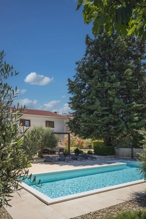 Villa - Caprice in Milohnic With 3 Bedrooms and 3 Bathrooms (Krk)