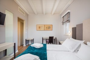 Villa | 5 bedrooms - Design Sole in Svetvin Enat (Svetvincenat)