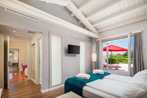 Villa, Smoking | 5 bedrooms - Design Sole in Svetvin Enat (Svetvincenat)