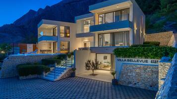 Biệt thự | 4 phòng ngủ