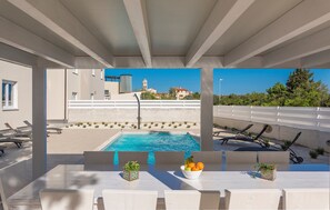 Casa, para fumadores | 13 habitaciones 