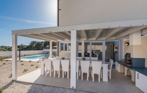 فيلا | 13 عدّة غرف نوم