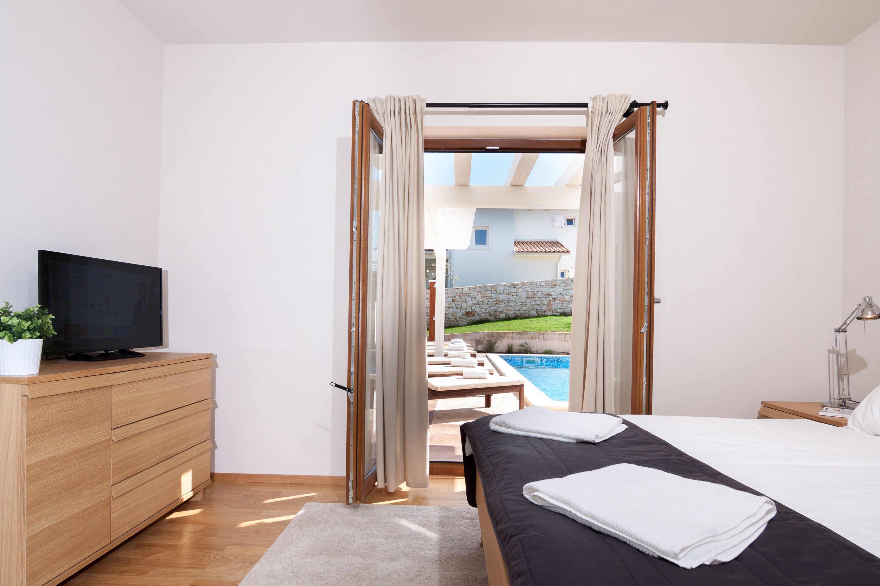 House, Smoking | 4 bedrooms
