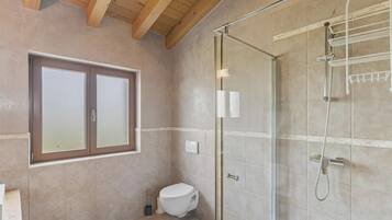 House, Smoking | 4 bedrooms