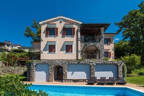 Villa | 4 bedrooms - Marina Opatija in Opatija (Opatija)