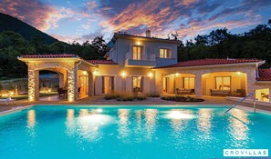 Villa | 5 Schlafzimmer