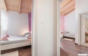 3 bedrooms - Matea in Marcana With 3 Bedrooms and 3 Bathrooms (Marcana)