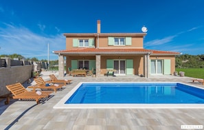 วิลล่า | 3 ห้องนอน