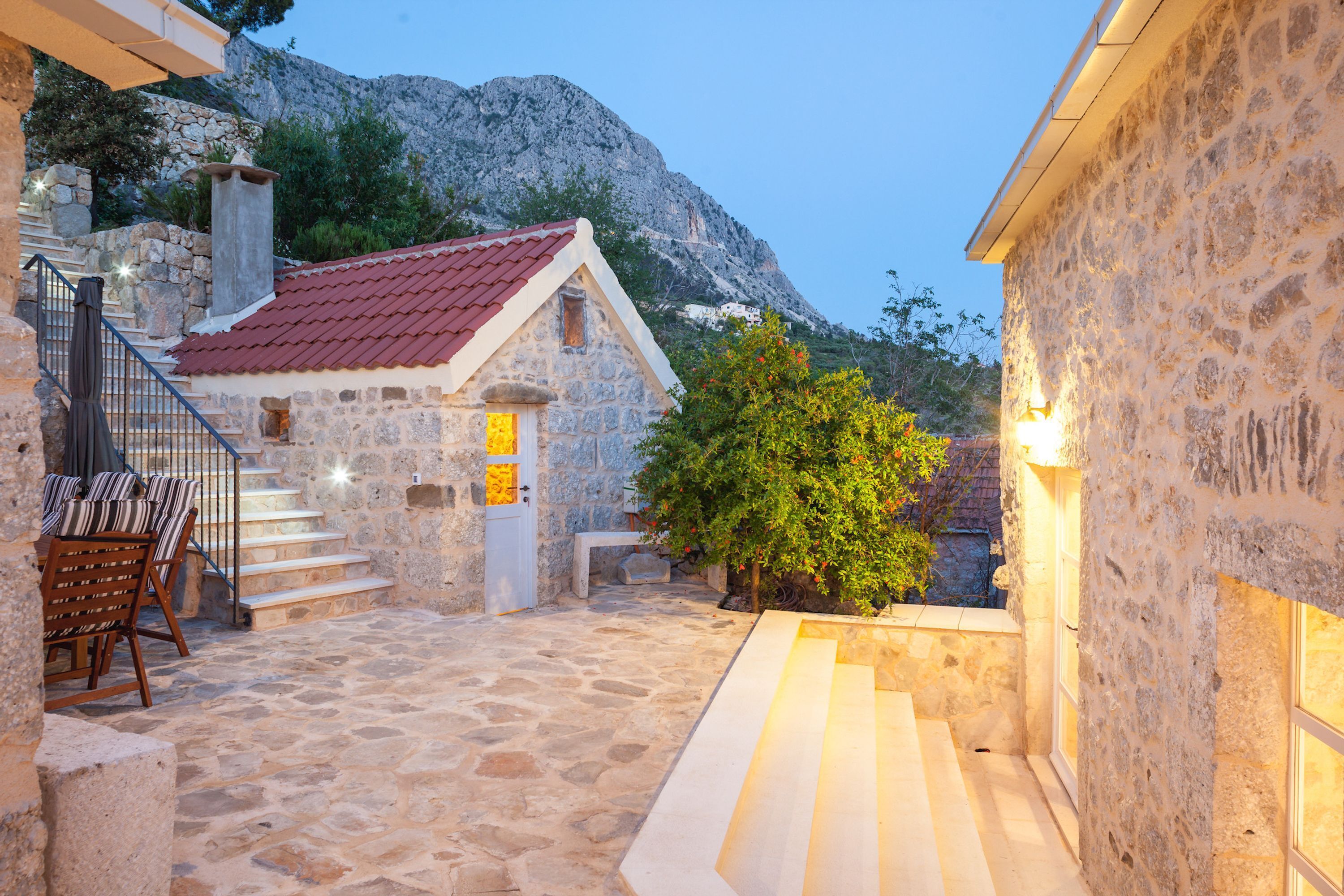 3 عدّة غرف نوم