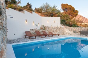 Villa, Smoking | 3 bedrooms - Ena in Podgora With 3 Bedrooms and 3 Bathrooms (Podgora)