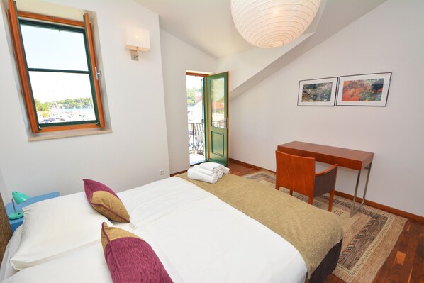 Villa | 5 bedrooms - del Mar in Grohote Olta Island (Solta)